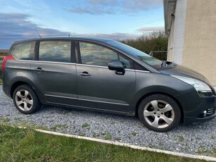 2012 - Peugeot 5008 Manual