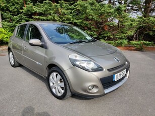 2012 - Renault Clio Manual