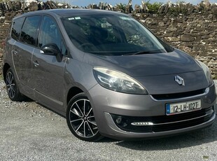 2012 - Renault Grand Scenic Manual