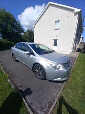 2012 - Toyota Avensis Manual