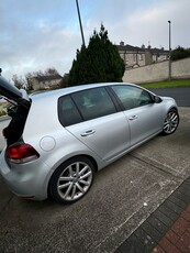 2012 - Volkswagen Golf Manual