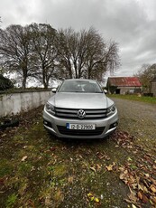 2012 - Volkswagen Tiguan Manual