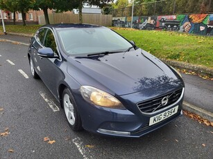 2012 - Volvo V40 Manual