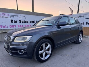 2013 - Audi Q5 Manual