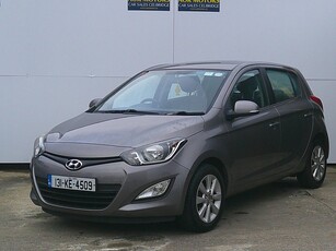 2013 - Hyundai i20 Manual