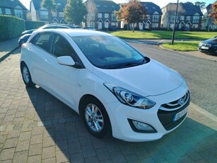 2013 - Hyundai i30 Manual