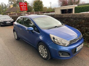 2013 - Kia Rio Manual