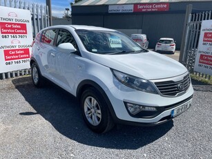 2013 - Kia Sportage Manual