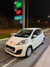 2013 - Peugeot 107 Manual