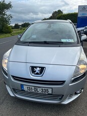 2013 - Peugeot 5008 Manual