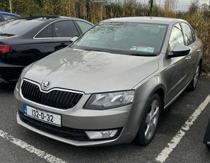 2013 - Skoda Octavia Manual