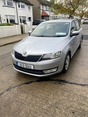 2013 - Skoda Rapid Manual