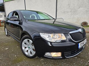 2013 - Skoda Superb Manual