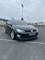 2013 - Volkswagen Golf Manual