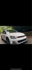 2013 - Volkswagen Golf Manual