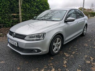 2013 - Volkswagen Jetta Manual