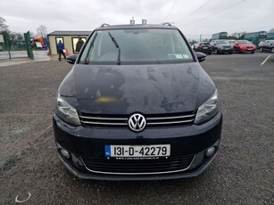 2013 - Volkswagen Touran Automatic