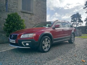 2013 - Volvo XC70 Manual