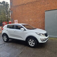 2014 - Kia Sportage Manual