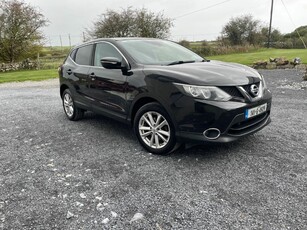 2014 - Nissan Qashqai ---