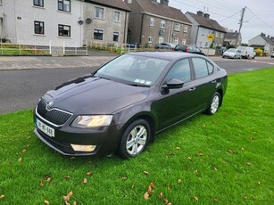 2014 - Skoda Octavia Manual