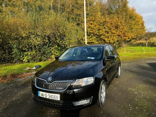 2014 - Skoda Rapid Manual