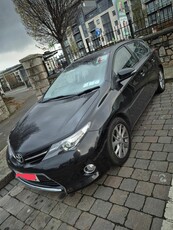 2014 - Toyota Auris Manual