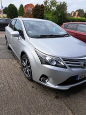 2014 - Toyota Avensis Manual