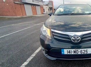 2014 - Toyota Avensis Manual