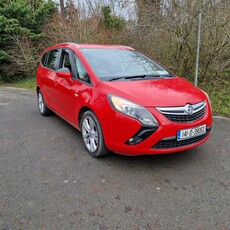 2014 - Vauxhall Zafira ---