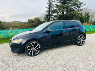 2014 - Volkswagen Golf Manual