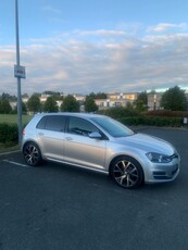 2014 - Volkswagen Golf Manual