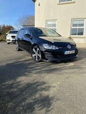 2014 - Volkswagen Golf Manual