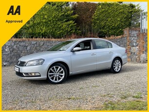 2014 - Volkswagen Passat Manual