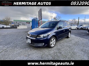 2014 - Volkswagen Touran Automatic