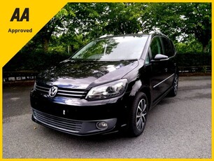 2014 - Volkswagen Touran Automatic