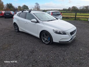 2014 - Volvo V40 Automatic