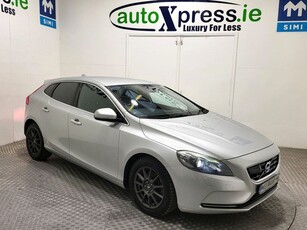 2014 - Volvo V40 Automatic