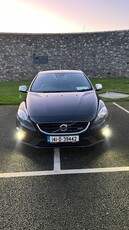 2014 - Volvo V40 Manual