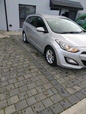 2015 - Hyundai i30 Manual