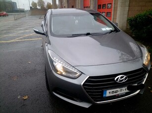 2015 - Hyundai i40 Manual