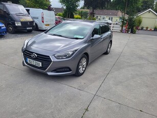 2015 - Hyundai i40 Manual