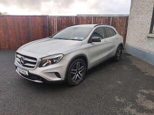 2015 - Mercedes-Benz GLA-Class Manual