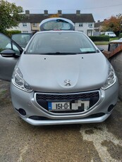 2015 - Peugeot 208 Manual