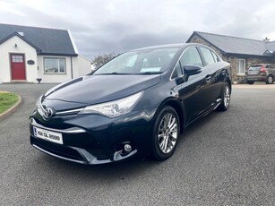 2015 - Toyota Avensis Manual