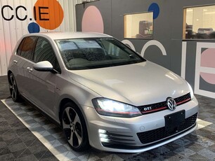 2015 - Volkswagen Golf Automatic