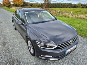 2015 - Volkswagen Passat Manual