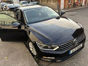 2015 - Volkswagen Passat Manual