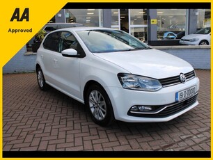 2015 - Volkswagen Polo Automatic