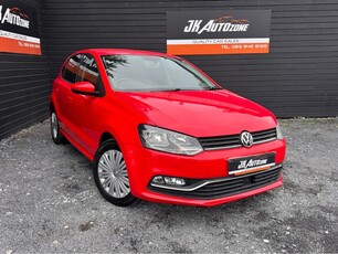 2015 - Volkswagen Polo Automatic